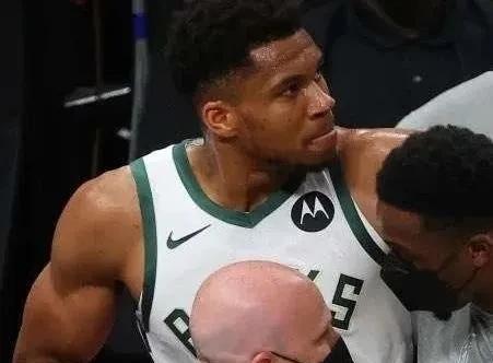 给安排, 霆都是 给安排, 霆都是