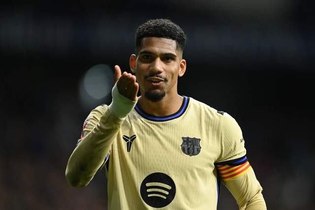 萨史册中, dingy, 履行完