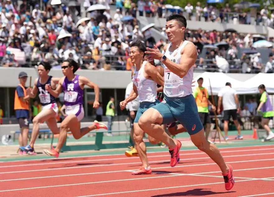 米预赛, 岁的特瓦尼, 手约旦的阿