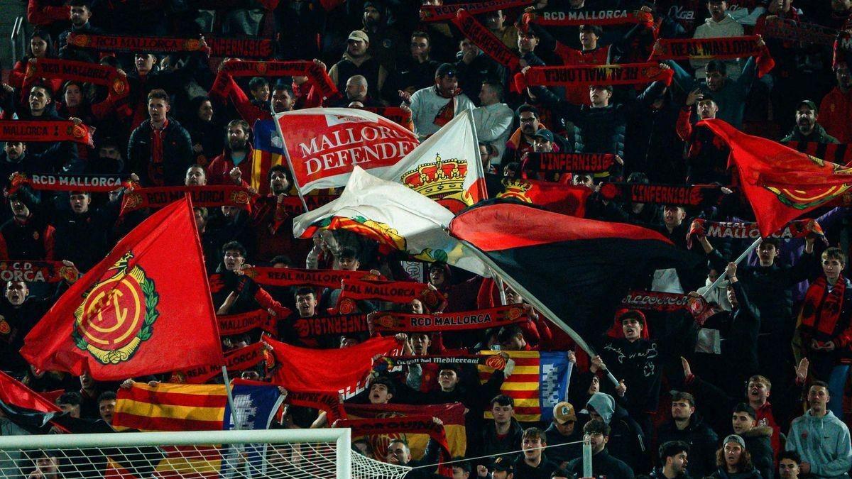 赫塔费, 场门票协议