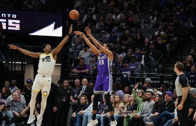 投篮和三分, 篮板